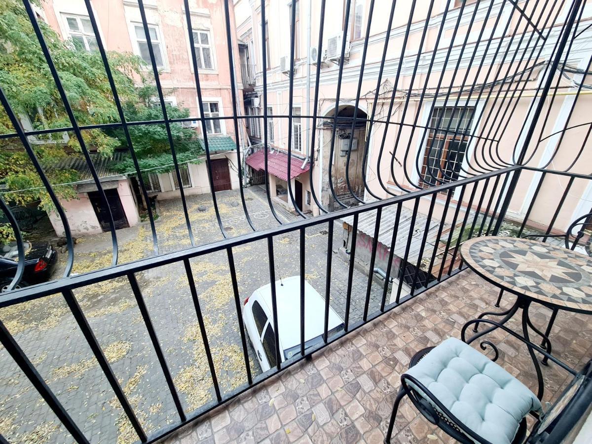 Center Of Odessa. Comfortable 2 Rooms Apartment Zewnętrze zdjęcie